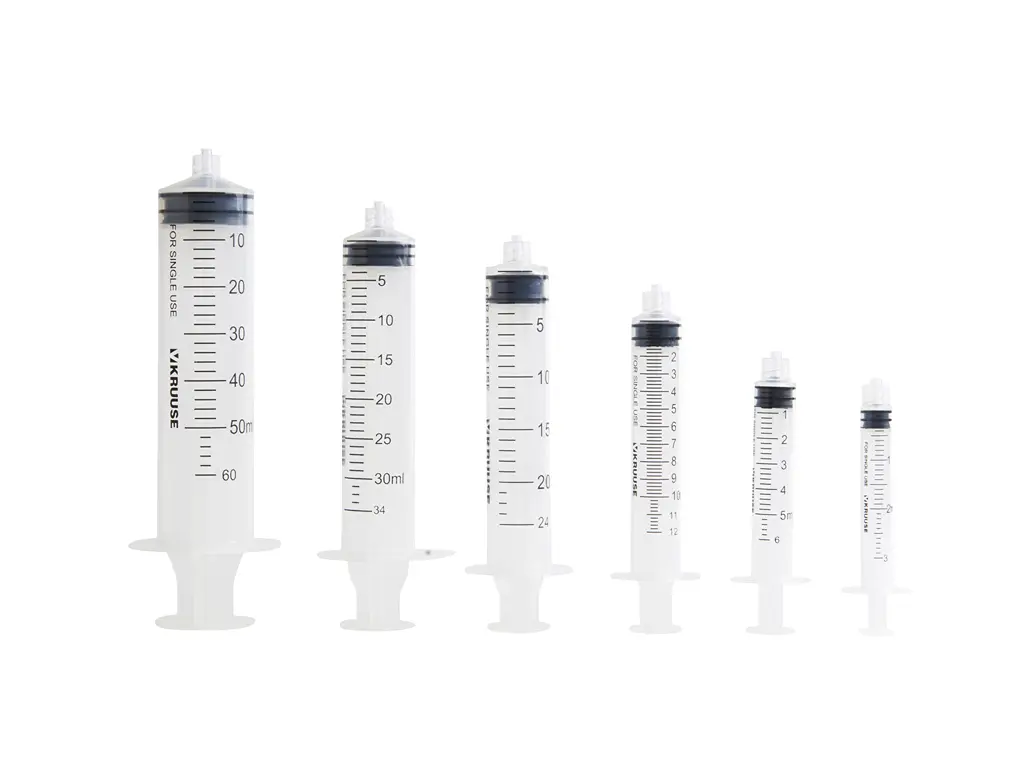 Syringe disposable with rubber plunger